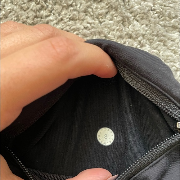 Lululemon speed up shorts. Size 8. - Picture 4 of 4